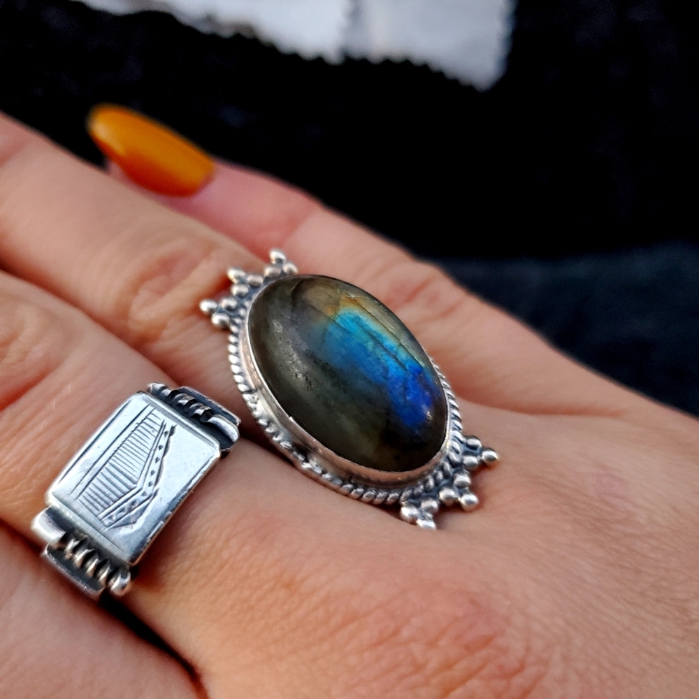 Vintage sterling silver and labradorite ring - size 7